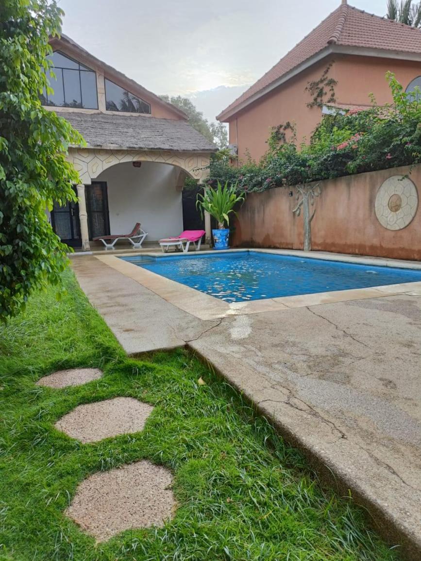 Villa Na Aldiana Saly Exterior photo