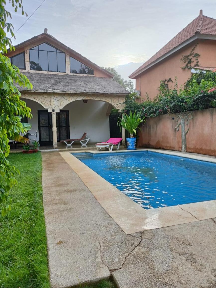 Villa Na Aldiana Saly Exterior photo